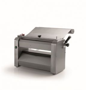 Pizza and pasta rolling machines
